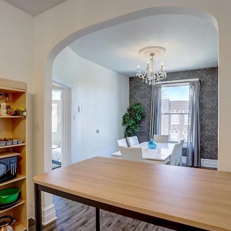 Chez Mont Royal Apartments! Монреаль Экстерьер фото